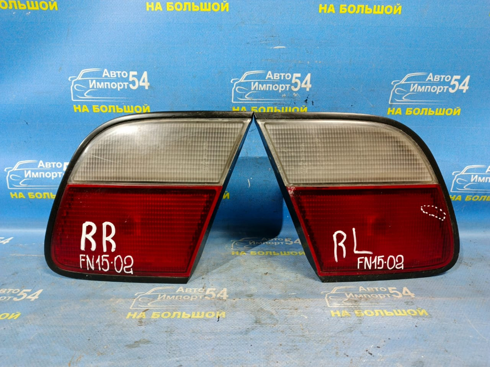 Вставка багажника правая NISSAN PULSAR 1999