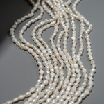 Жемчуг культивированный фриформ, белый, 3,5*5мм