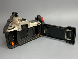 Canon EOS 300 kit EF 28-90mm 4-5.6