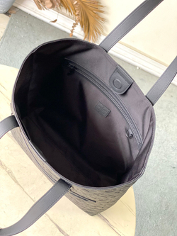 Louis Vuitton Excursion Tote