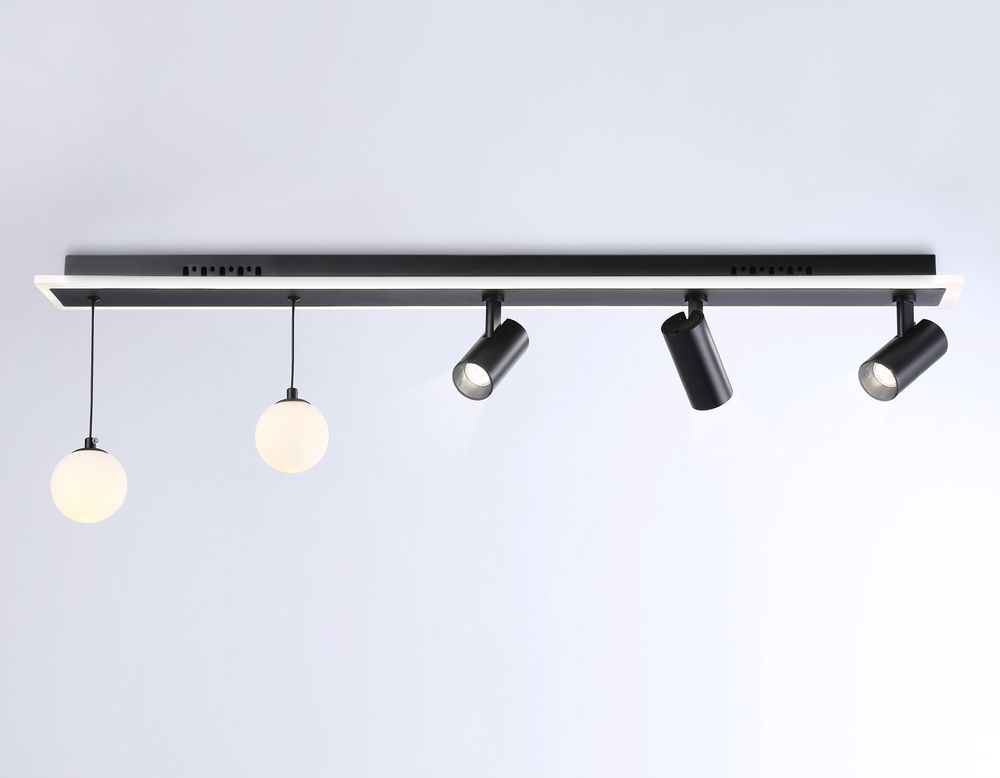 Ambrella Потолочный светодиодный светильник со сменной лампой и пультом управления LineTech FL66202