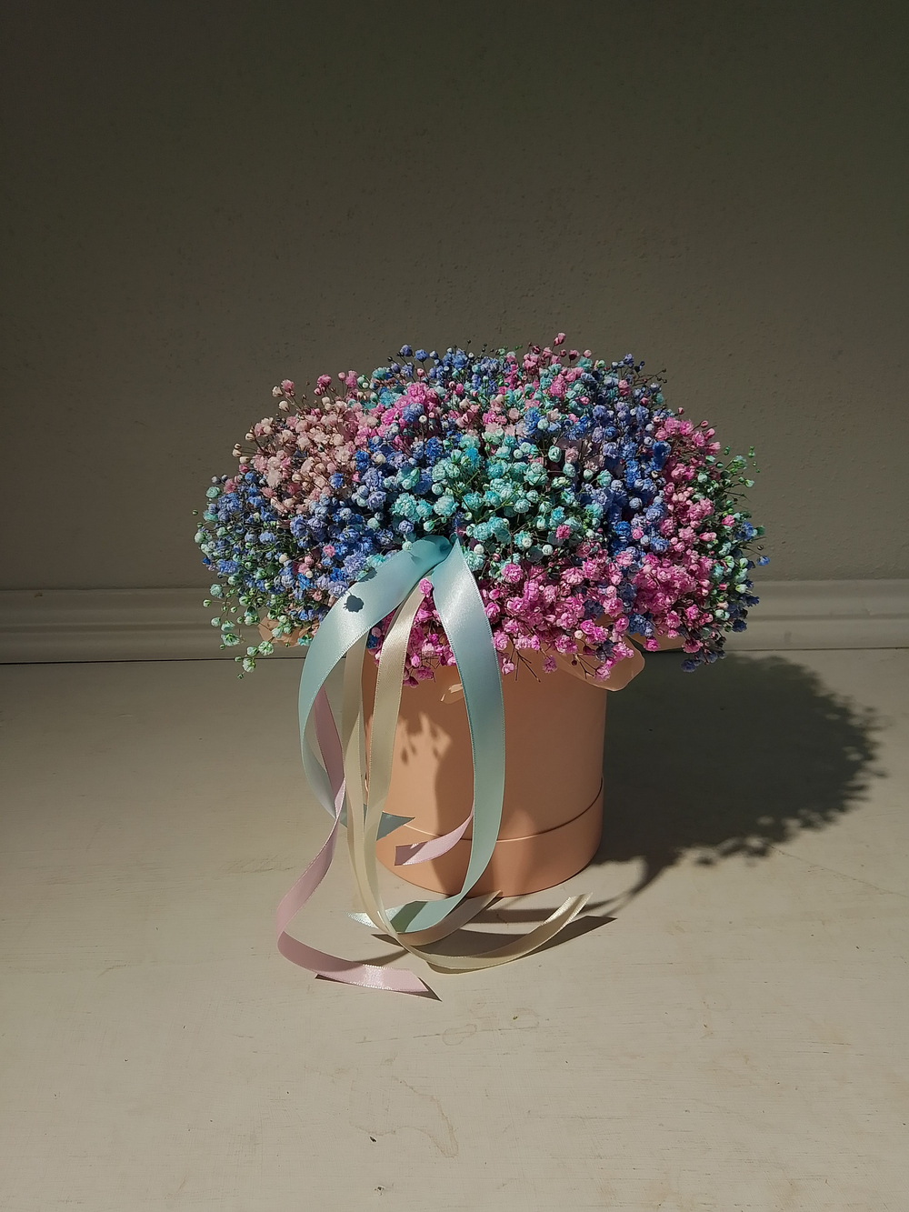 Трендовая гипсофила в разноцветной гамме (КМ0001)