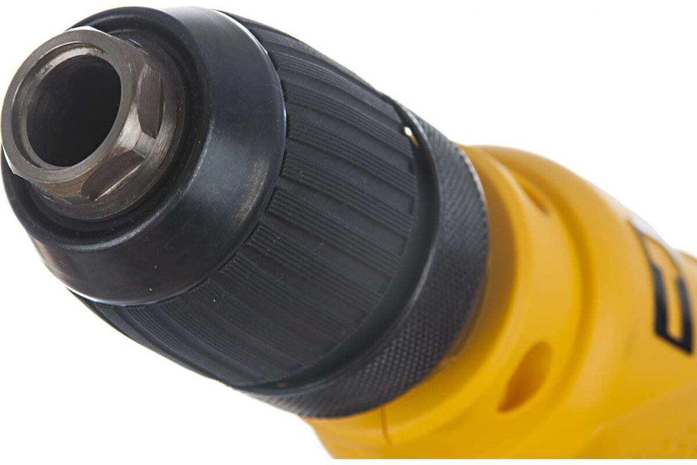 Ударная дрель DeWALT DWD024S