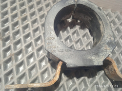 Крепление рулевой рейки правое Шкода Октавия А5 1,4 BUD Б/У