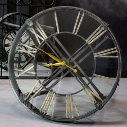 Стол с встроенными часами Объект мечты Рихтер