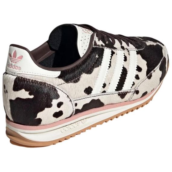 Кроссовки adidas originals SL 72 - это универсальный топ черного/Белого цвета.