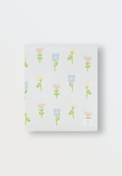 Вязаный плед цветочные мечты