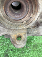 Поворотный кулак правый Toyota Gaia 1998 с пробегом