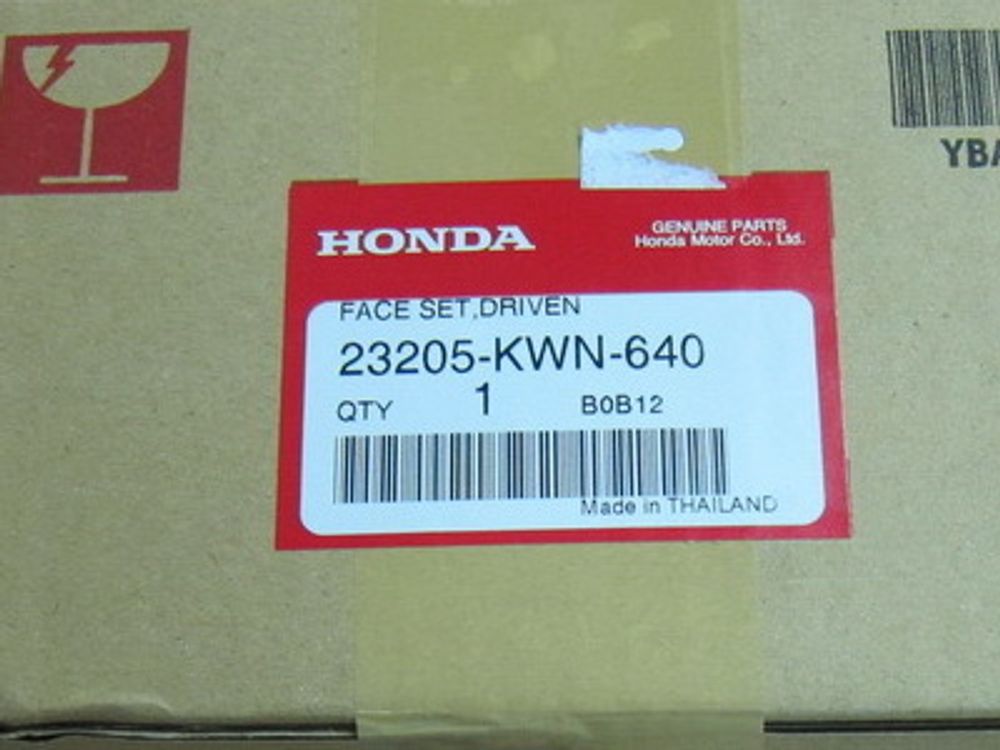 23205-KWN-640. FACE SET, DRIVEN