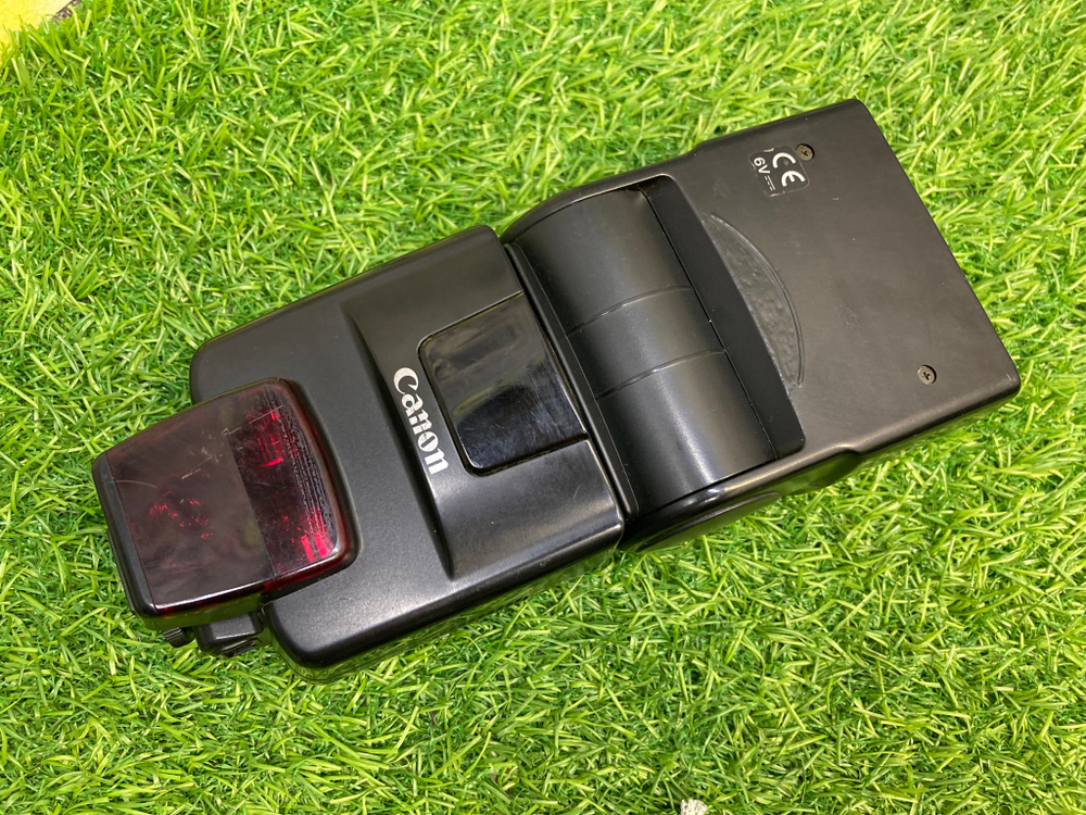 Canon Speedlite 550EX