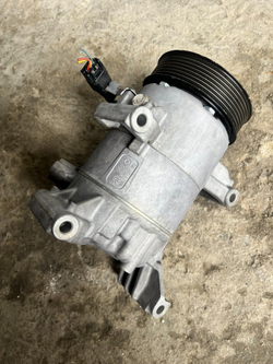 Блок управления двигателем Honda Civic/XR-V/UR-V/Envix 1.5T/1.0T ()