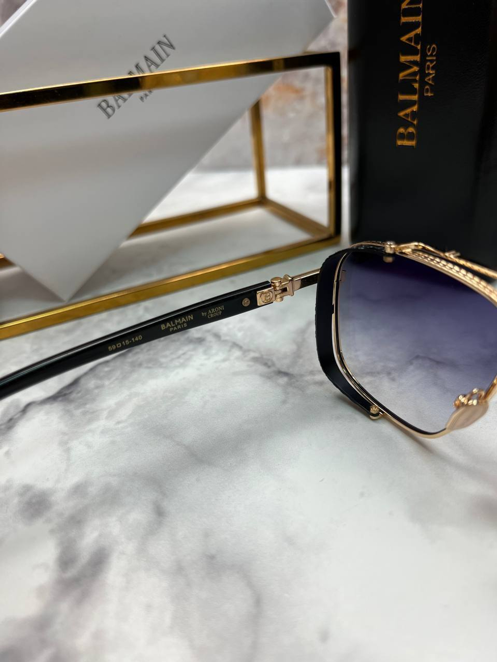 Солнцезащитные очки Balmain