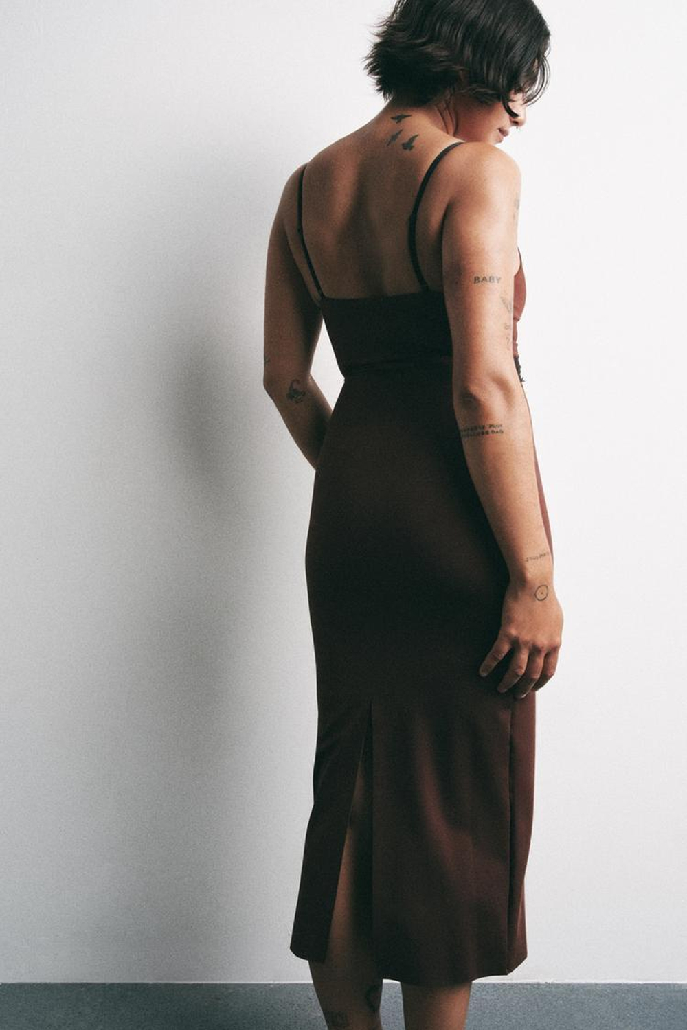 ZARA КОМБИНИРОВАННОЕ КРУЖЕВНОЕ ПЛАТЬЕ, КОРИЧНЕВЫЙ