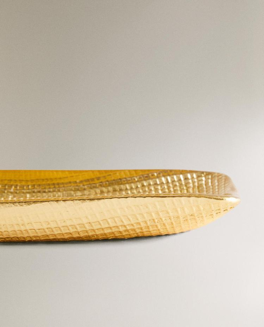 ZARA HOME СЕРВИРОВОЧНОЕ БЛЮДО ПРЯМОУГОЛЬНОЙ ФОРМЫ, ЗОЛОТОЙ