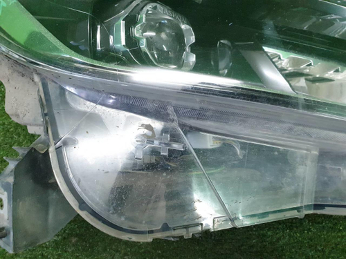 Битая Фара правая Nissan Qashqai 2 j11 (2017-2023) LED