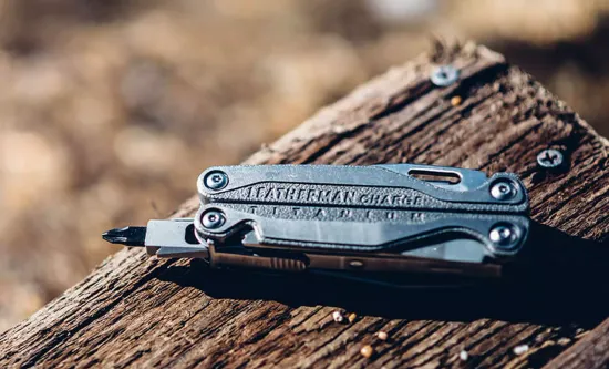 Мультитул Leatherman Charge Plus TTi 832528 титановый 19 функций