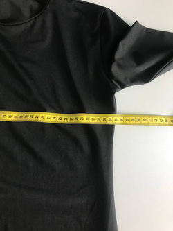 Водолазка обтягивающая, визуально на 40 размер