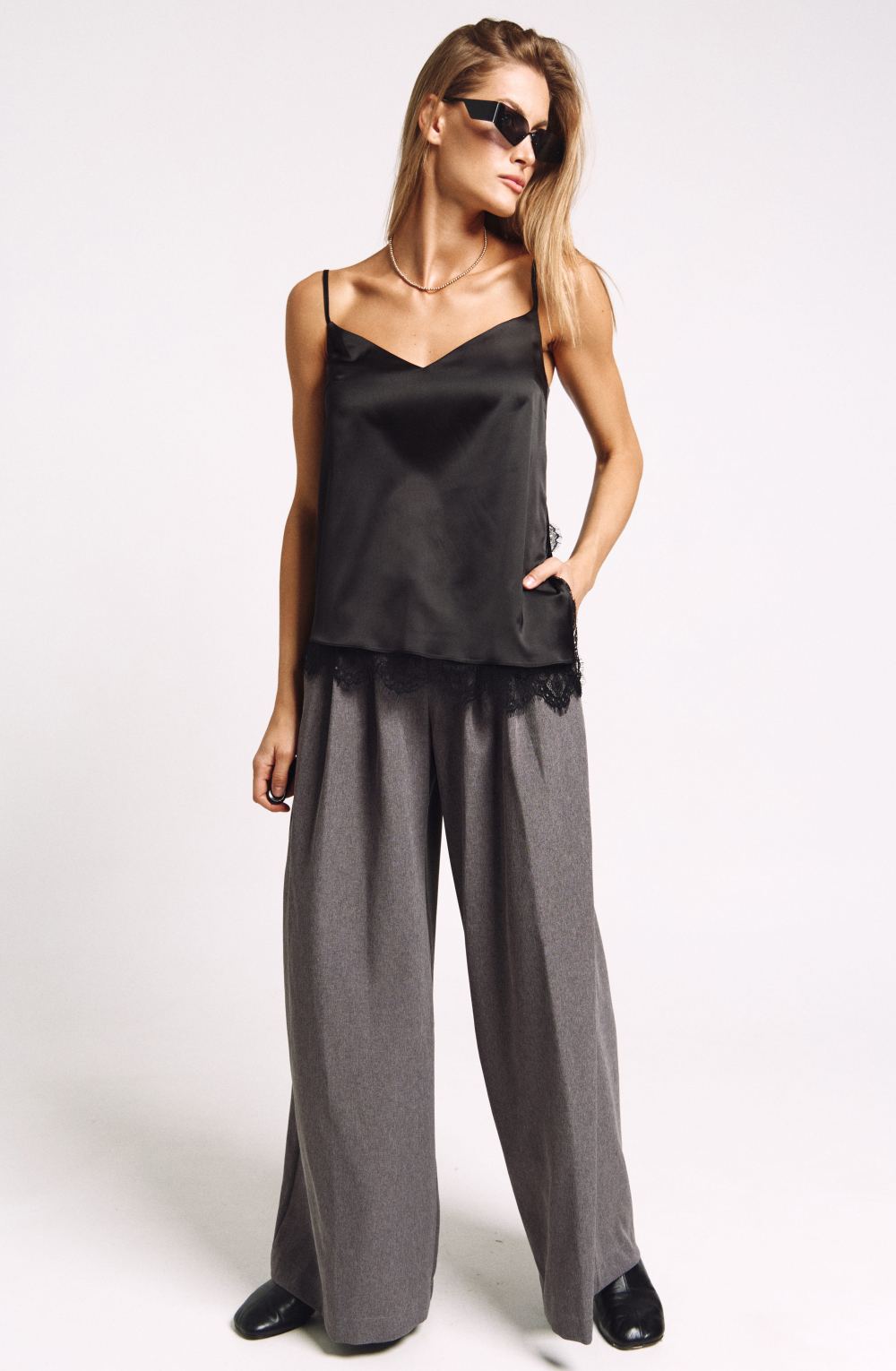 Топ-комби с кружевом 1247 черный