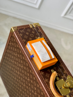 Louis Vuitton Double Card Holder