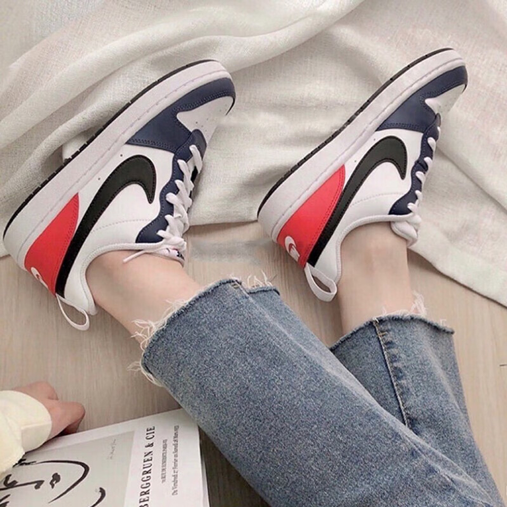 Женские кроссовки Nike Court Borough Low 2 'USA' DO7446-101