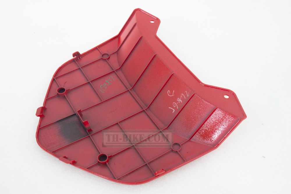 84160-K04-930ZE. COVER, GRAB RAIL CENTER *R354* (R354 GLOWING RED). Honda Forza300 MF12