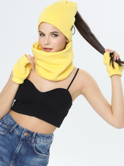 Шапка бини с начесом для хвоста, дред и кос