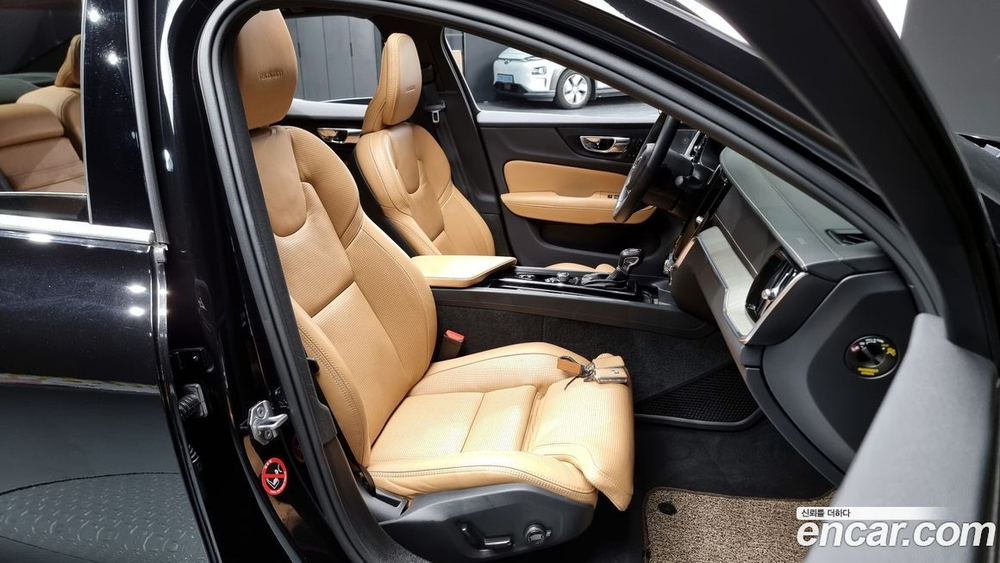 Volvo S60 3 Generation T5 Inscription (10.2019)