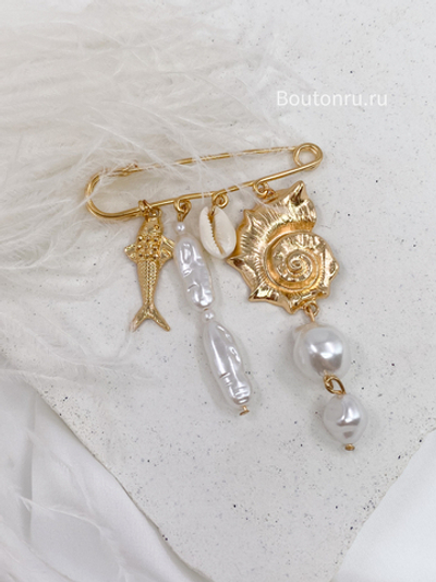 Брошь-булавка золото под барочный жемчуг и с ракушками