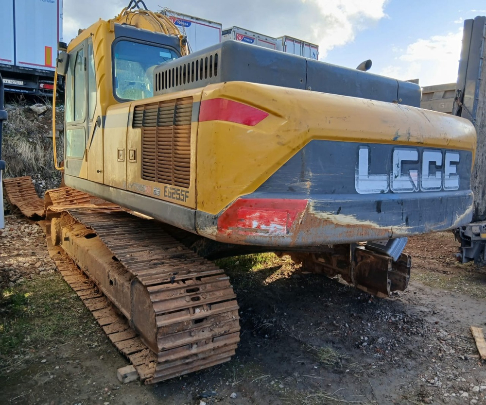 LGCE E6255 Экскаватор Е6255F (Дизельный, 7,1 л, 208 л.с., АТ)