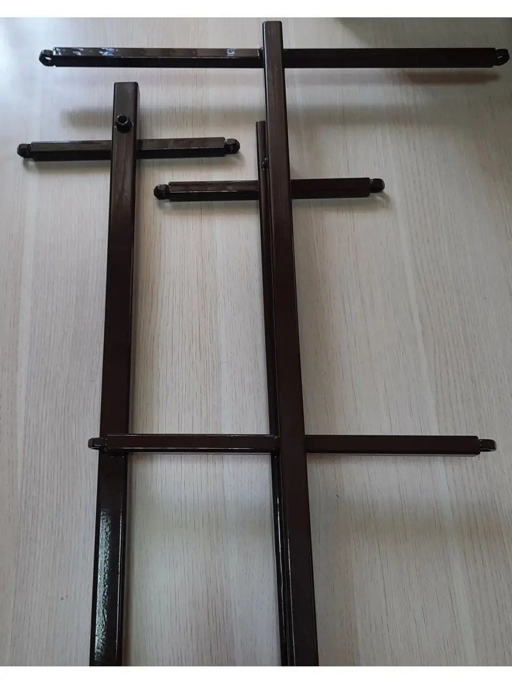 Шпалера садовая для малины и ежевики