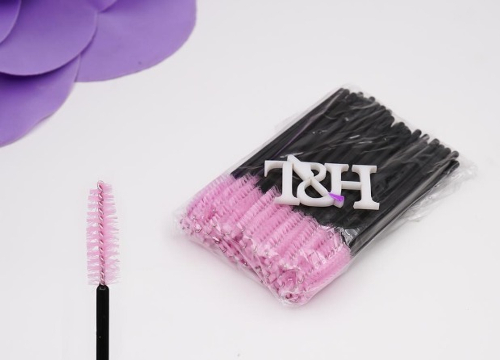 Щетка для нанесения косметики нейлон розовая, T&H