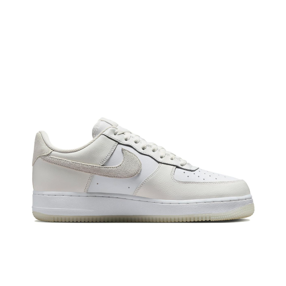 Мужские кроссовки Nike Air Force 1 '07 LV8' FN5832-100