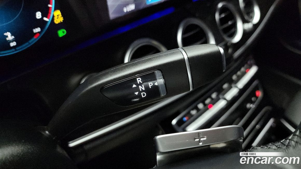 Mercedes-Benz E-Class W213 E250 Avangarde (02.2022)