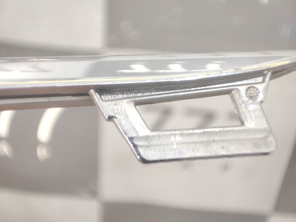 Молдинг переднего бампера Mercedes GLS (X167) 19-нв Б/У Оригинал A1678851006