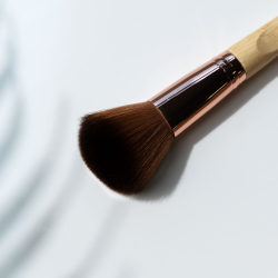 So Eco Blush Brush - Кисть для щек с гипоаллергенными волокнами, 1 szt.