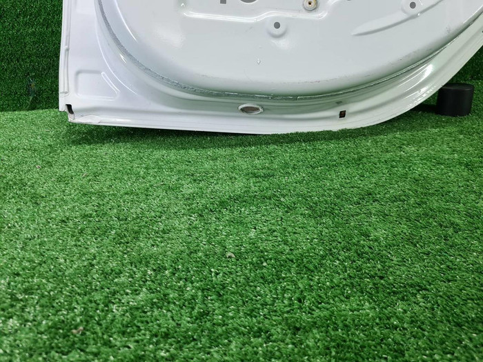 Дверь задняя правая Jaguar XE (2015-н.в.)