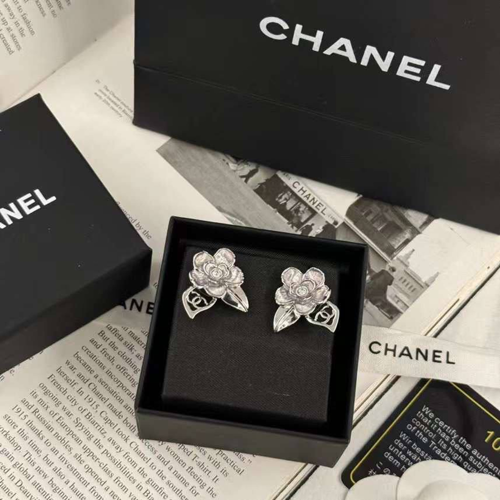 Серьги CHANEL