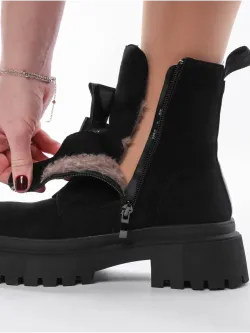 Зимние ботинки на высокой платформе