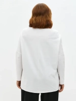 Лонгслив с широким вырезом лодочка