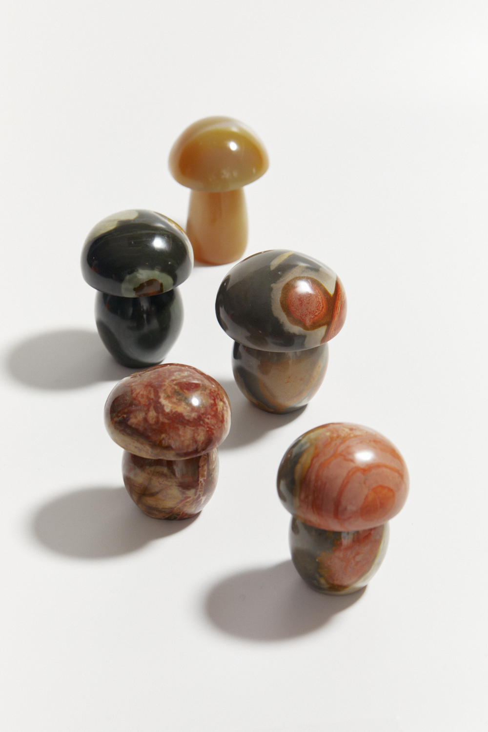 Грибочек из натурального камня