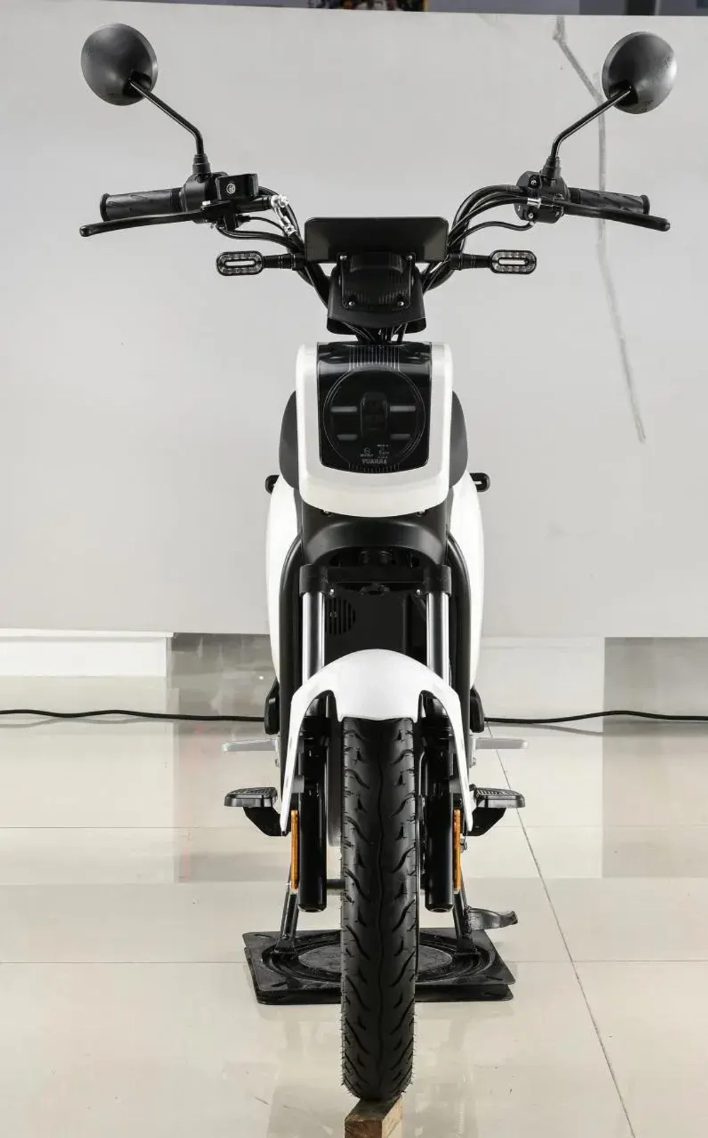 Электроскутер Skyboard Sevastopol 1800W