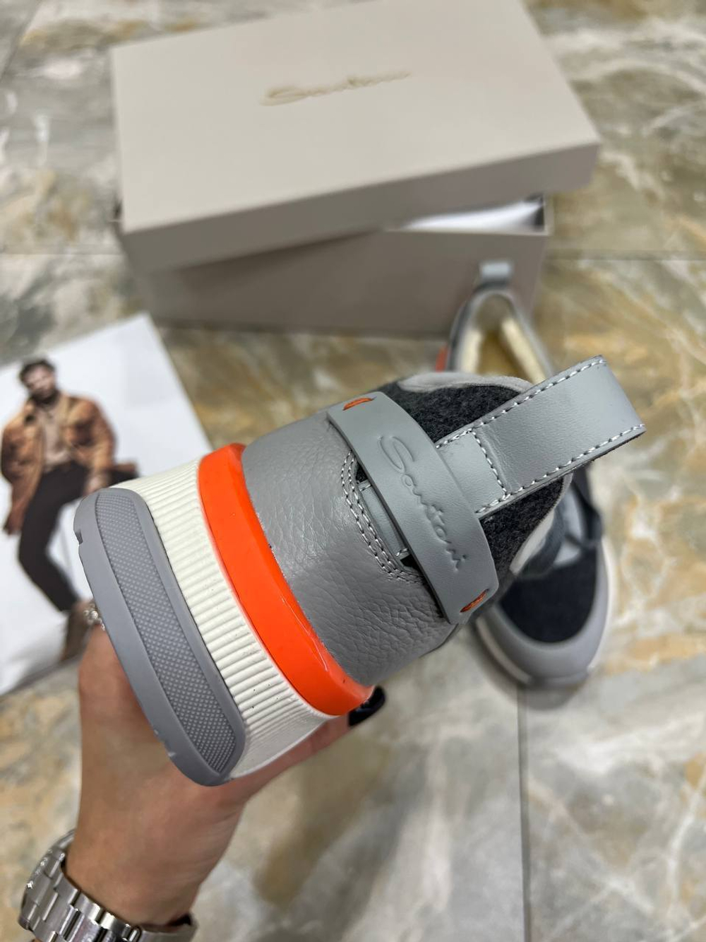 Кроссовки Santoni