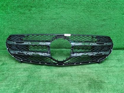 Решетка радиатора Mercedes GLC X253 (2019-2022)