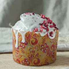 Кулич «Пасхальный» с малиной и дамасской розой / 500 гр Кулич «Пасхальный» с малиной и дамасской розой / 500 гр