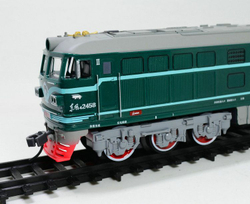 aole 22899 железная дорога , модель тепловоза Dongfeng 4B с двумя вагонами , размер путей 1.86 м на 1.03 м , цвет зеленый