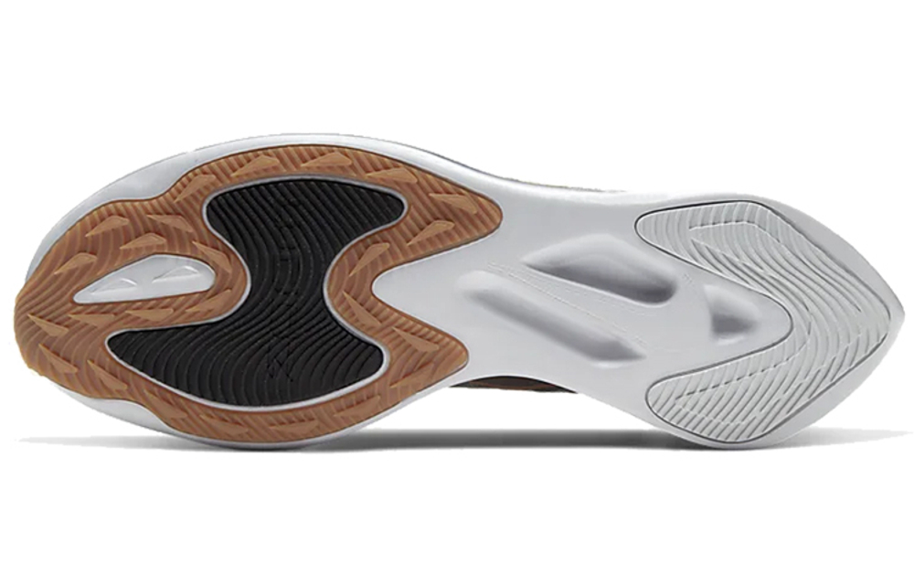 Кроссовки Nike Zoom Gravity 1