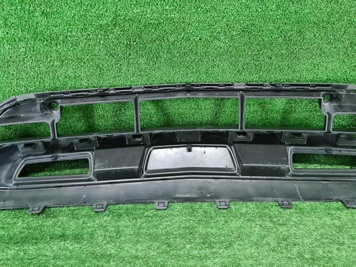 Юбка переднего бампера Mercedes GLC X253 19-22 AMG