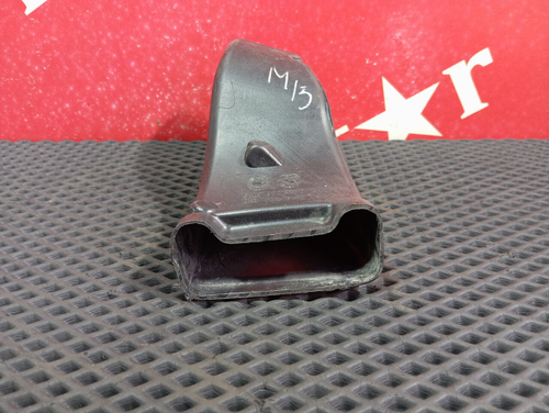 Воздуховод отопителя