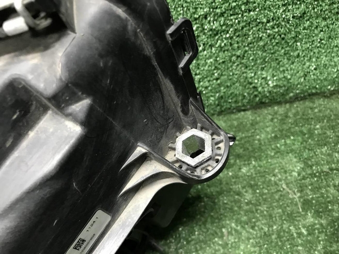 Фара левая Mercedes GLC X253 (2019-2022) LED