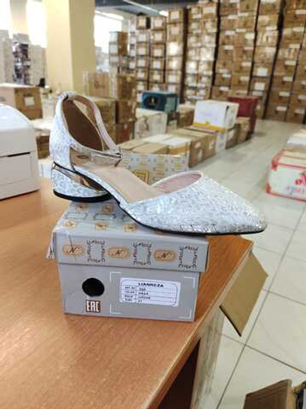 Босоножки женские LIANREZA 06143\310-0414